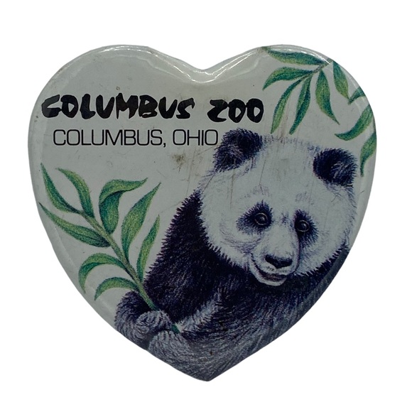 Vintage Columbus Ohio Zoo Heart Shaped Panda Pin - Picture 1 of 5